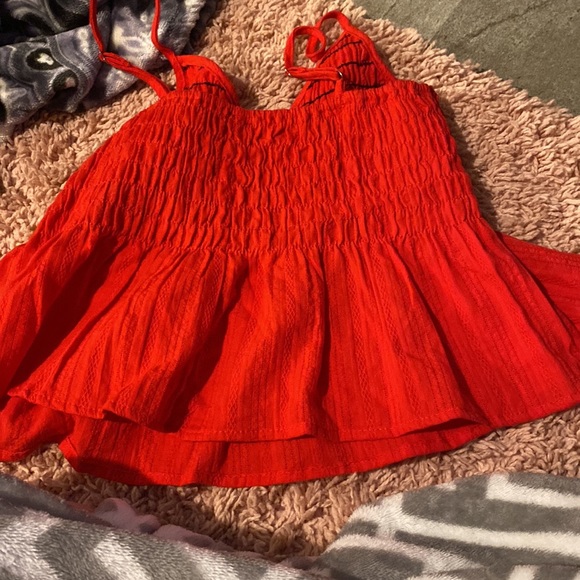 3 cute tanks - Picture 6 of 6